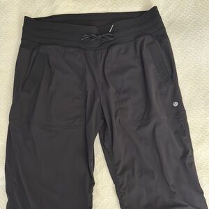 Lululemon Dance Studio Mid-Rise Pant
Regular